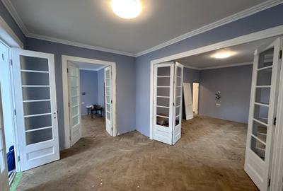 Etajul 1 in vila interbelică cu intrare separată din curte - 1