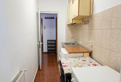 Garsonieră decomandata, 3 min metrou, renovata recent - 11