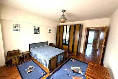 4 CAMERE 1991 5/7 UNIRII CASA POPORULUI MONOLIT CU VEDERE LA FANTANI MOBILAT - 8