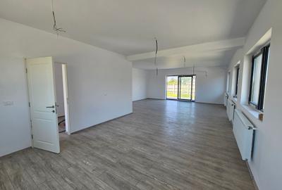 Casă individuală modernă, „la cheie”, pe malul lacului în Samurcași - 3