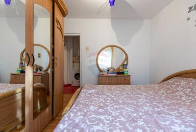 Apartament cu 2 camere semidecomandat, mobilat în Zimbru