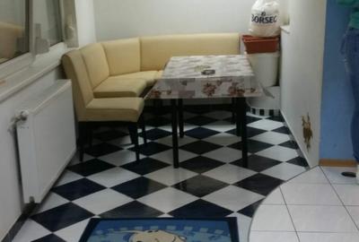 Apartament 2 camere zona Maternitatii cu balcon mare