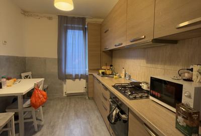 Apartament cu 2 camere, decomandat, 47 mp, zona Mercur - 3