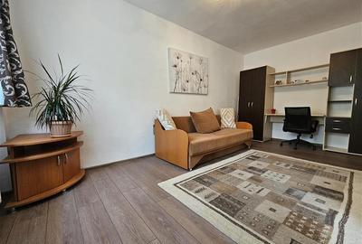 Garsoniera renovata in zona linistita Racadau - 5