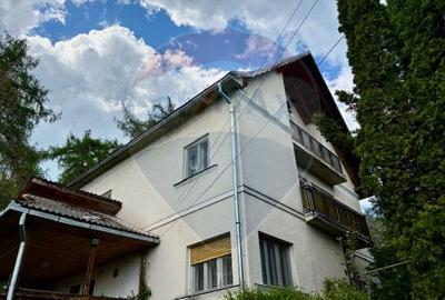 Casă individuală cu 7 camere în Ocna Șugatag
