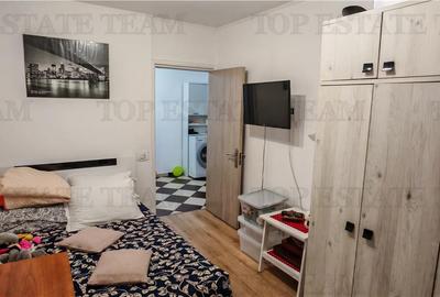 Apartament de 4 camere, cu centrala proprie, foarte spatios, in Militari, la 2 m - 27