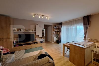 Apartament cu 3 camere semidecomandat, mobilat în Florești