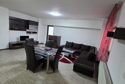 Apartament cu 3 camere decomandat, mobilat în Ștefan cel Mare