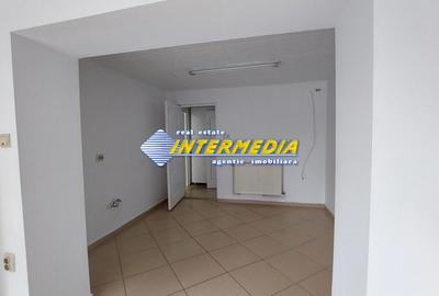 Spațiu comercial, de 69.00 mp, în Cetate