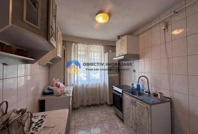 Apartament 3 camere de vânzare - Zona Centrală / 2 băi - 19