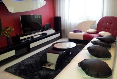 Apartament cu 3 camere decomandat, mobilat în Berceni