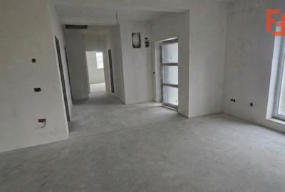 Duplex spatios cu teren de 442 mp, toate utilitatile - Giroc - 12