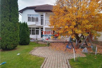 Casă individuală cu 4 camere în Cetate
