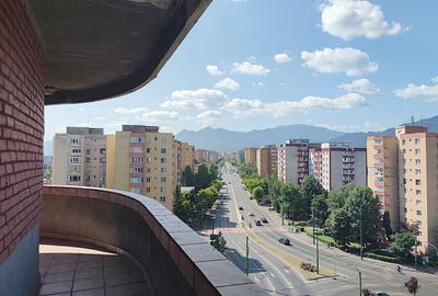 Apartament spațios cu 4 camere, liniștit și însorit. - 1