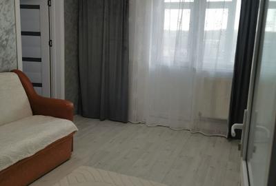 Apartament cu 2 camere semidecomandat, mobilat în Mircea cel Bătrân