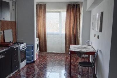 Apartament cu 2 camere decomandat, mobilat în Centru Civic