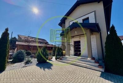 Casa, P+E+M, 170 mp, Zona Ford - 1