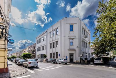 Clădire ultracentrală de vânzare Bulevardul Decebal Comision 0 - 1