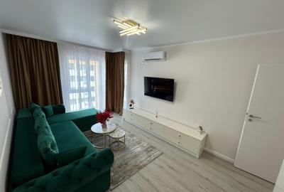 Garsonieră decomandată în Vest