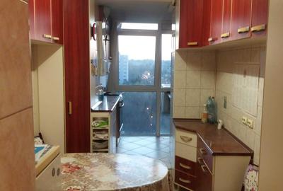 Titan vanzare ap. 3 camere centrala proprie - 2