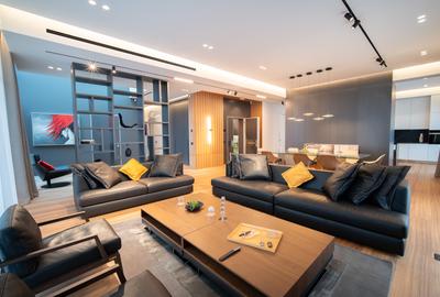 Penthouse cu 5 camere în Băneasa