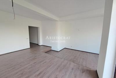 Vila Tip Duplex  generoasa cu vedere lac - 3