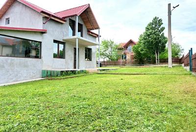 Casa de vanzare langa lac - 8