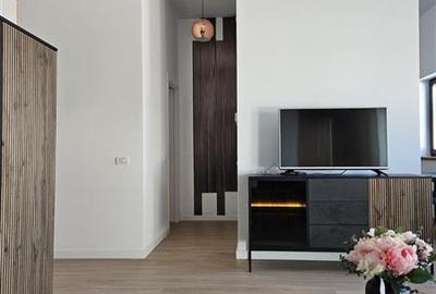 Studio superb de inchiriat cu terasa in zona Petrom City - 4