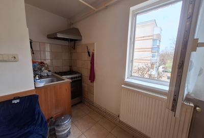 Confort si locatie excelenta -3 camere-etaj 2-zona Lipovei-gata de mutat - 10