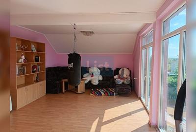 CASA P+1 + TEREN 1000 MP VADENI - 9