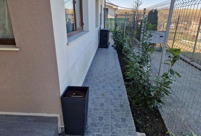 Casa tip duplex 102 mp, finisat, Dezmir partea de jos - 5
