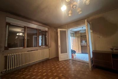 Casă cu iz istoric , Piata 1 Iunie , Avram Iancu - 3