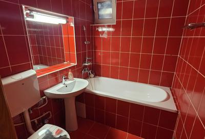 🏡 Apartament cu 4 camere situat în zona Facultății de Medicină- 2475 - 8