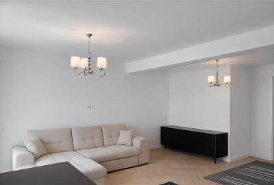 Apartament cu 2 camere si parcare zona Tractorul mall Coresi - 2