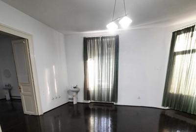 VILA - Parter 5 Camere, 140 mp si Demisol. Zona Ecaterina Teodoroiu. - 2