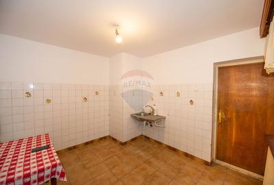 Casa individuala cu 7 camere, de vanzare 250 mp utili,  Buzau - 18