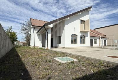 Casa rezidențială cu 7 camere, 3 băi, dressing, pivniță – Sura Mica - 5