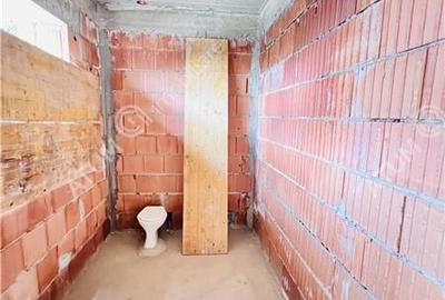 Casa cu 4 camere 2 bai si teren de 230 mp Selimbar - 27