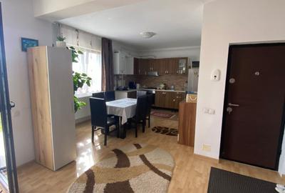 Apartament de 65 mp utili,parcare inclusa,etaj intermediar - 5