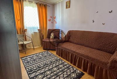 Apartament cu 3 camere de vanzare | Mobilat | Malu Rosu | Comision 0% - 7