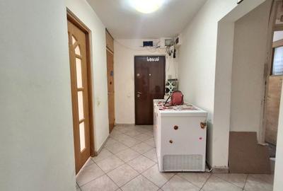 De Vanzare Apartament 3 camere  Mall Vitan Dudesti sector 3 - 7
