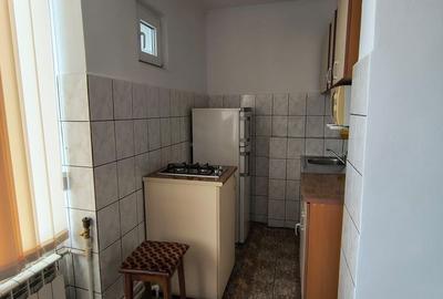 FAR GARSONIERA DECOMANDATA, MOBILATA, LIBERA 32 MP PRET 51000 EURO - 6