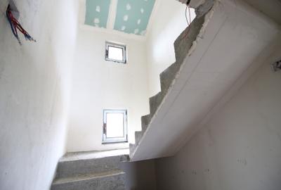 Vila D+P+M  Sat Costi ( Floricultura) cu bransamente la utilitati - 9