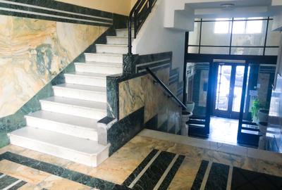 Două Apartamente Renovate - Bloc Interbelic Art Deco - 2