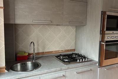 Apartament cu 2 camere decomandat, mobilat în Unirii