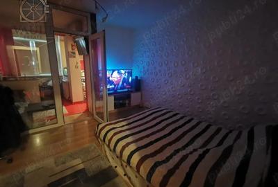 Garsonieră decomandată, mobilată în Drumul Taberei