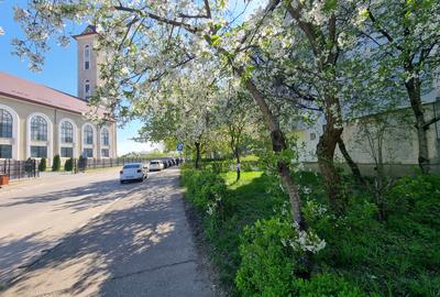 Apartament doua camere decomandate/etaj 3/bloc din 1986- Parcul Nord - 1