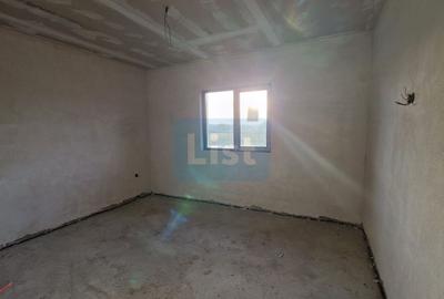 Casa de vanzare, Catalina, 3 dormitoare, 9 ari Comision 0% - 8