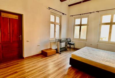 Casa + Spatiu Comercial  * Central * Brasov * - 5