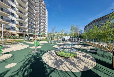 Apartament cu 21 camere semidecomandat, mobilat în Basarabia